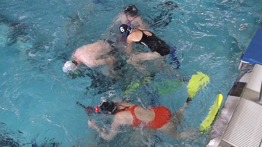 Hokej pod wodą Walenie Siemianowice Śląskie Trzebnica VI  2015